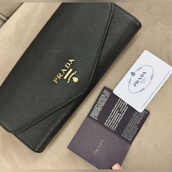 Prada leather Clutch . Small woman purse. Black - Picture 1 of 6